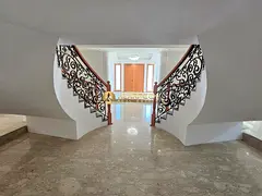 8BR luxury Villa | Private Pool and Garden | Call Now