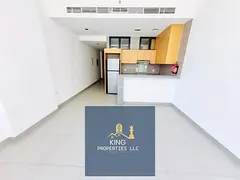 A new Partition studio is available for rent in Al Mamsha