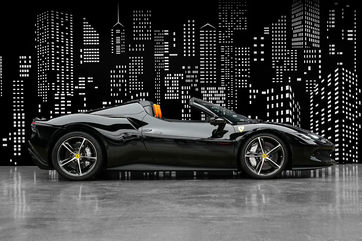 Ferrari 296 GTS 2024