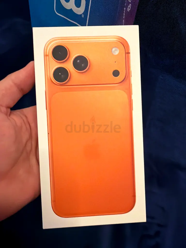 Brand New Apple iPhone 17 Pro max, 256gb in Stunning Orange Color