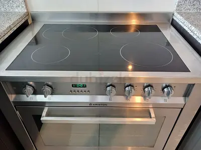 Ariston five burner cooker electric ceramic 90cm