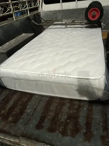 90x190cm single spring soft mattress.  Same day delivery available