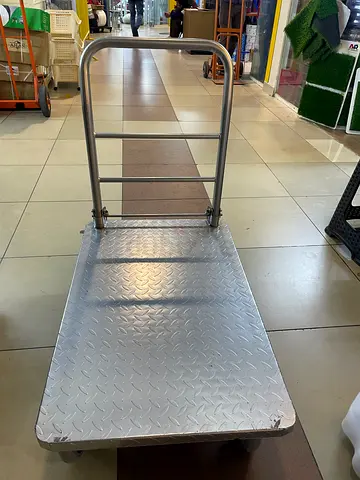 Heavy-Duty Metal Hand Truck for Easy Transport size 90cm*60cm