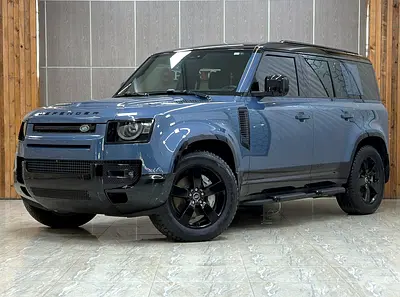 Defender P400 HSE-Dynamic / Full Option / Full Service History + Al Tayer Warranty