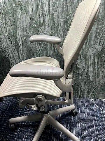 Herman Miller Aeron chair size C for sale