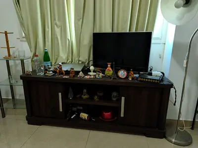 Tv unit