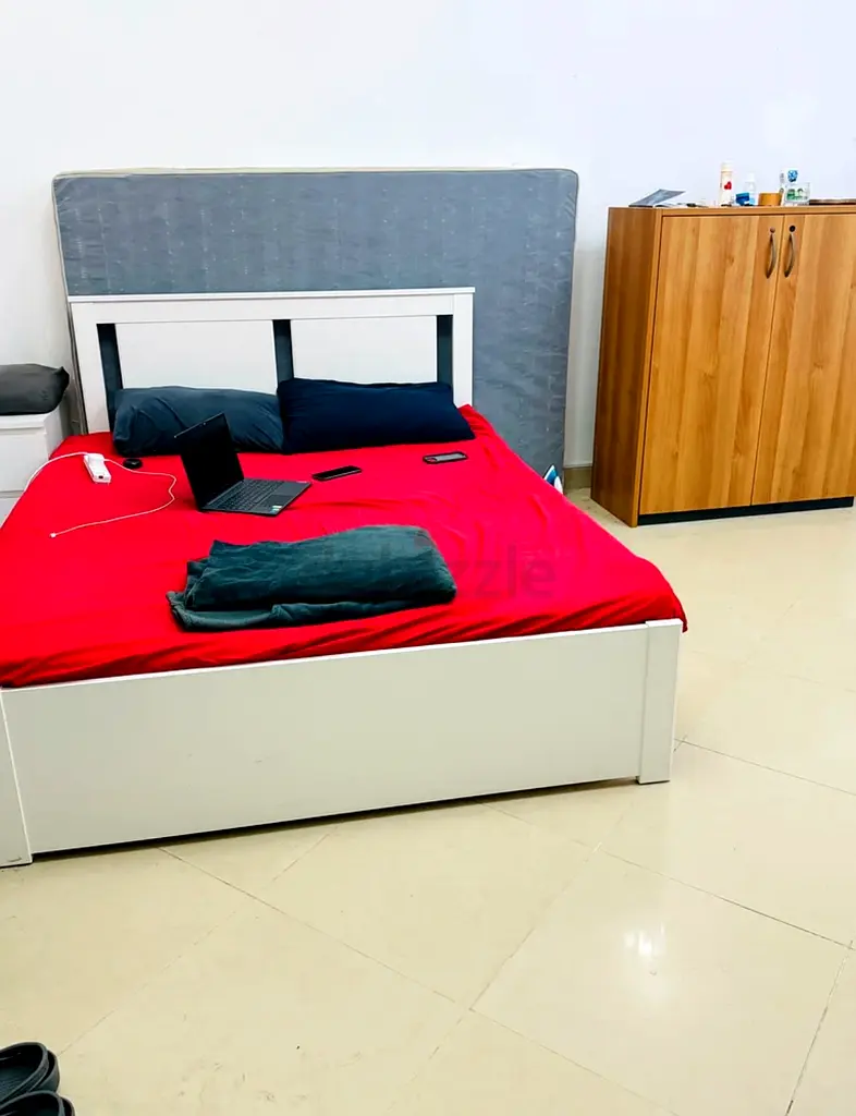 Executive bed space