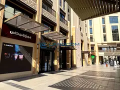 Luxury Jewellry Showroom in New Gold Souk.