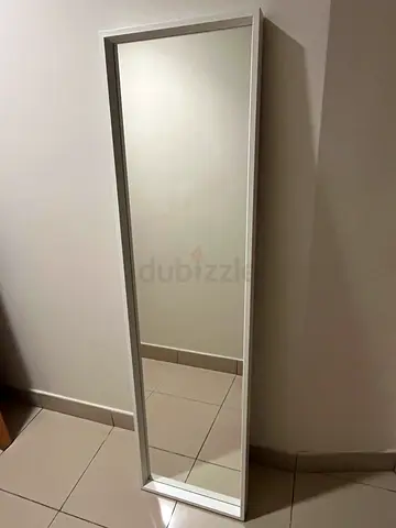 Sleek Full-Length Mirror with Elegant Frame