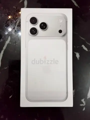 Apple iPhone 17 Pro Max used 2 weeks only with box