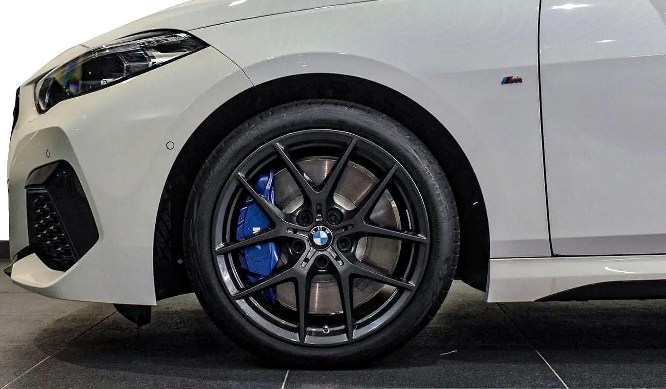 BMW 2-Series 2023