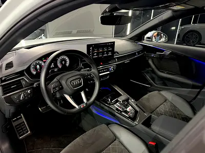 صورة 11 لـ 2021 AUDI RS4