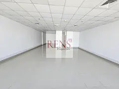 VACANT | FULLY FITTED | SPACIOUS LAYOUT