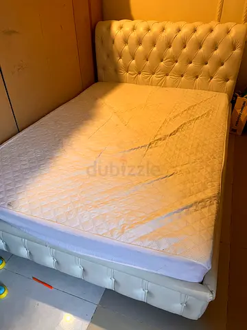 Stylish White Tufted Bed Frame with Mattress
