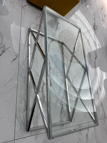 Stylish Lucky Glass Coffee Table