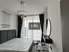 High Floor- Living | Furnished | Close to Exit
