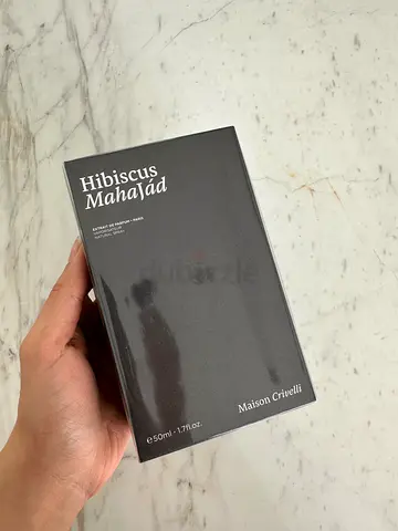 Hibiscus Mahajád Extrait de Parfum by Maison Crivelli