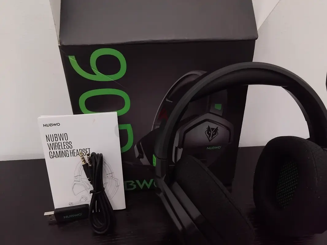 Wireless gaming headset65084193368707110