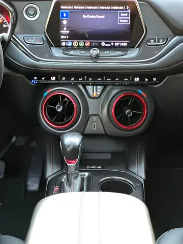 صورة 15 لـ 2021 Chevrolet BLAZER