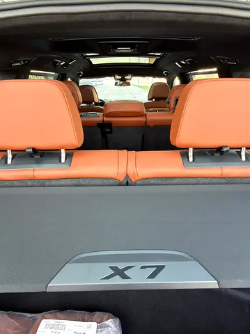 2026 BMW X7 缩略图 13
