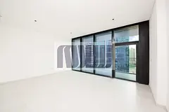 Large Studio | 1 Month Free | Canal View