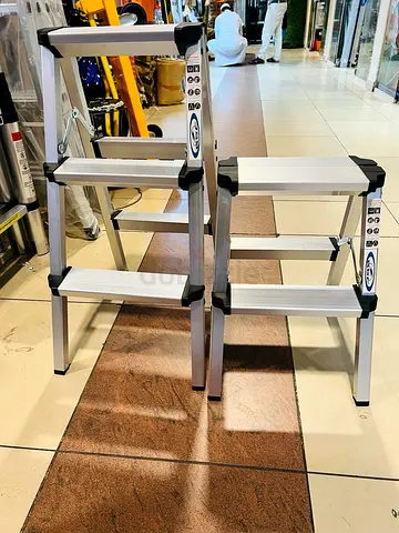 Sturdy Aluminum Step Ladder for Home  Garden 2,3