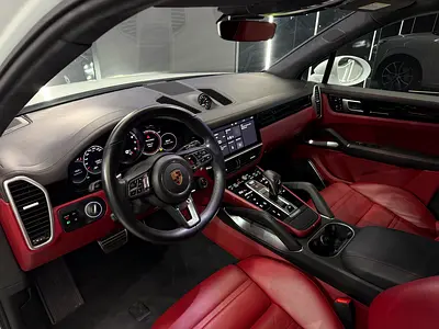 2019 Porsche CAYENNE 照片 10
