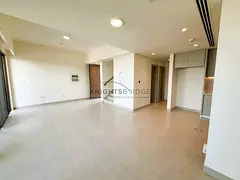 Modern 3 Bedroom| Middle Unit | Best Location