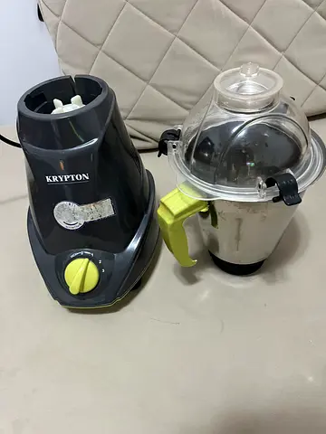 Krypton Blender with Grinding Mill – Perfect for Smoothies and More