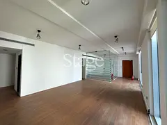 DDA License | Premium Space | Strategic Layout