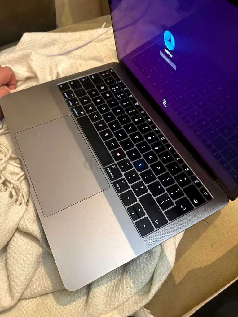 Apple MacBook pro core I765087265415043111