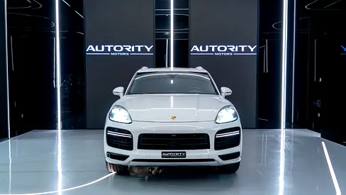 2019 Porsche CAYENNE 照片 2