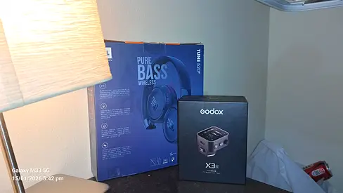 pure bass wireless JBL headphones amd TTL wireless flash Triger