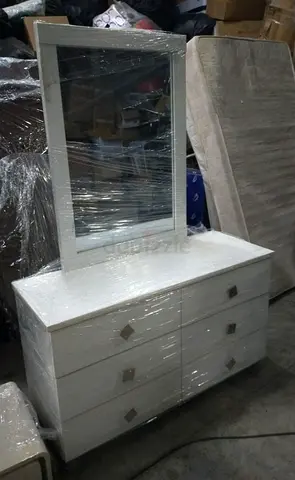 Elegant White Dresser with Mirror