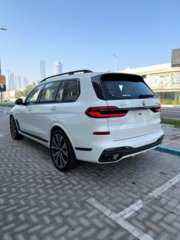 2026 BMW X7 缩略图 7