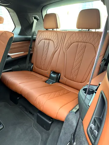 2026 BMW X7 缩略图 12