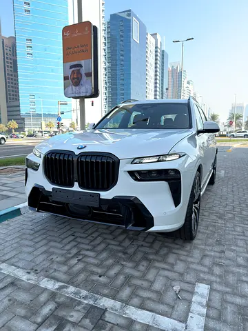 2026 BMW X7 缩略图 2