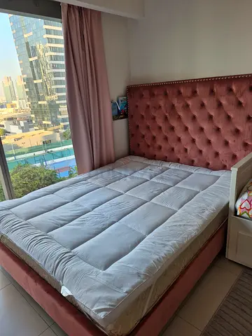 United firniture Queen Size Bed with sprung matress