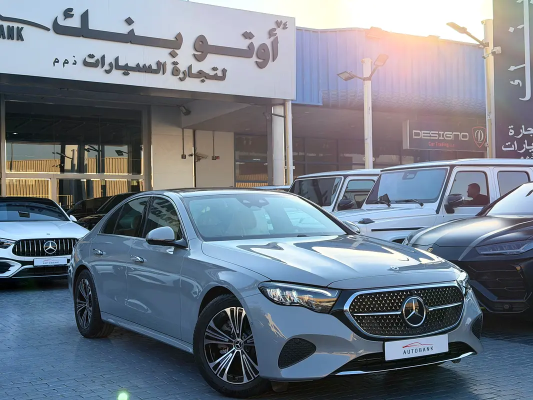 Mercedes-Benz E-Class 2025 — photo 1 of 15