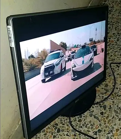 4K Dell 24inc Ultra Sharp QHD LED Monitor With Hidrolic Stand Model No P2415QT