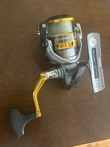 High-Performance Sedona Fishing Reel perfect condition with new line