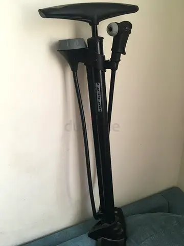 Floor pump