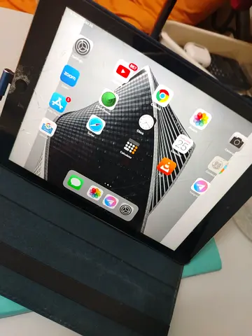 Apple iPad air with Perfect Functionality