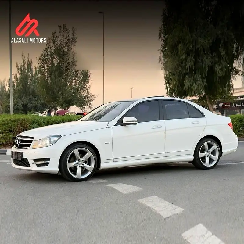 Mercedes-Benz C-Class 2014 — photo 1 of 15