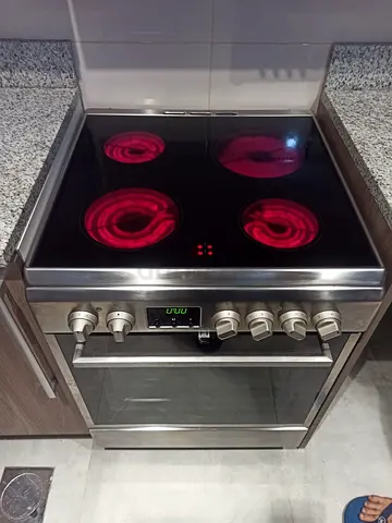 Whirlpool brand 4 burner electric cooker  60cm