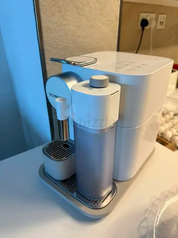 Stylish Nespresso Coffee Maker with milk  Water Container