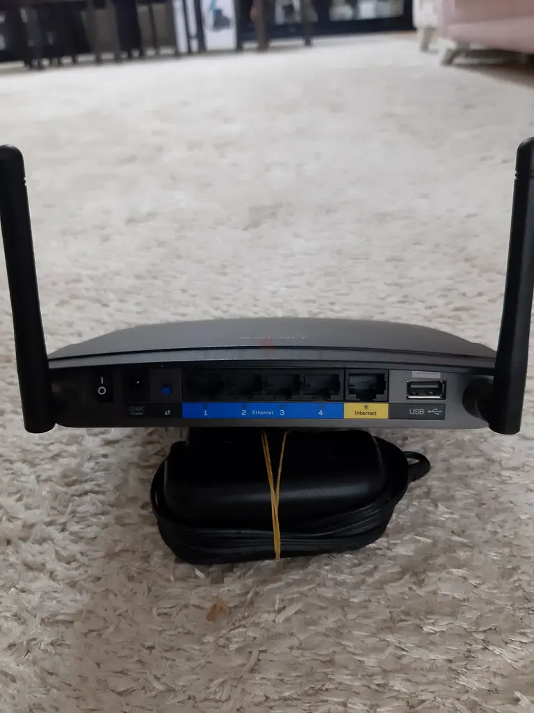 ROUTER, LINKSYS 2 Pcs65099810750211114