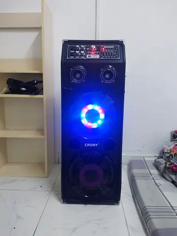 Speaker dj black color all is perfect