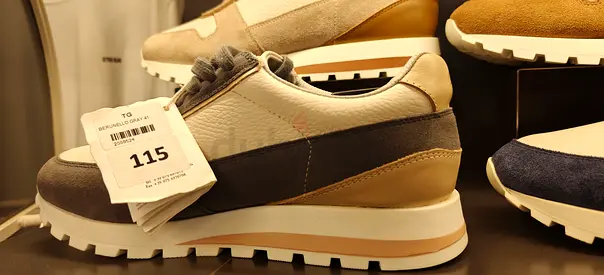 Men shoe