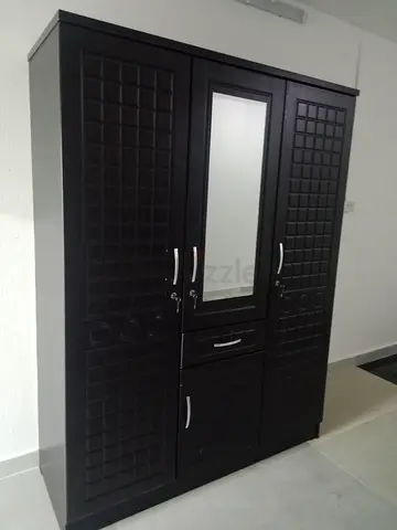 Stylish Black 3-Door Wardrobe with Mirror